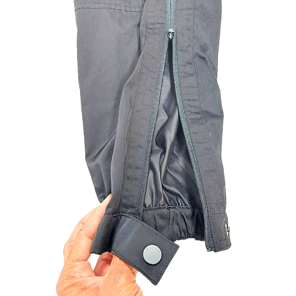 Athleta Black Radiant Jogger. Size 4 - Picture 5 of 11